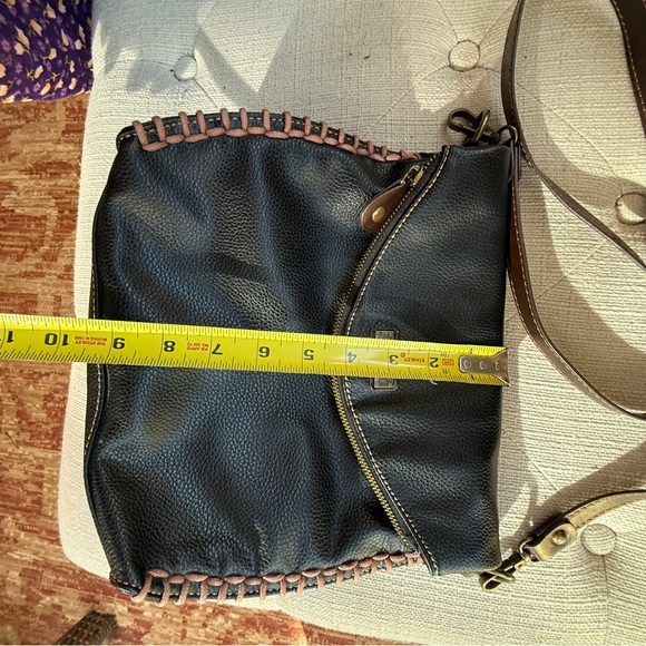 Chala Charming Crossbody Handbag With Flap Top and Zipper Black/Dark Brown!NWOT! - Picture 9 of 10